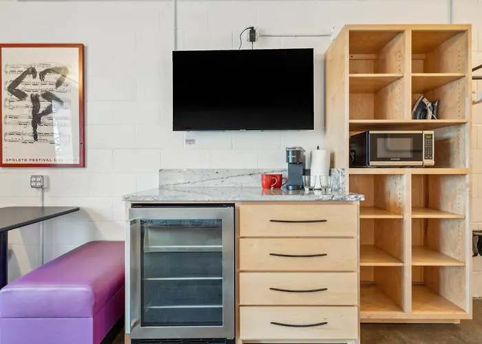 Boutique Vera Hotel In The Heart Of Folly Beach