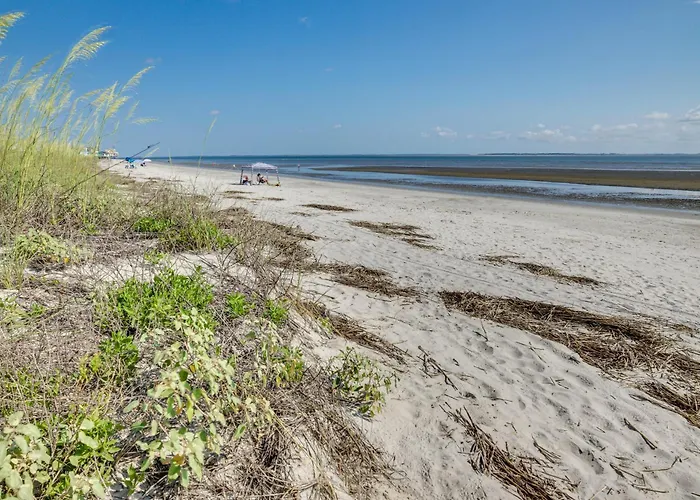 St Helena Island Condo - 1/2 Mi To Beach
