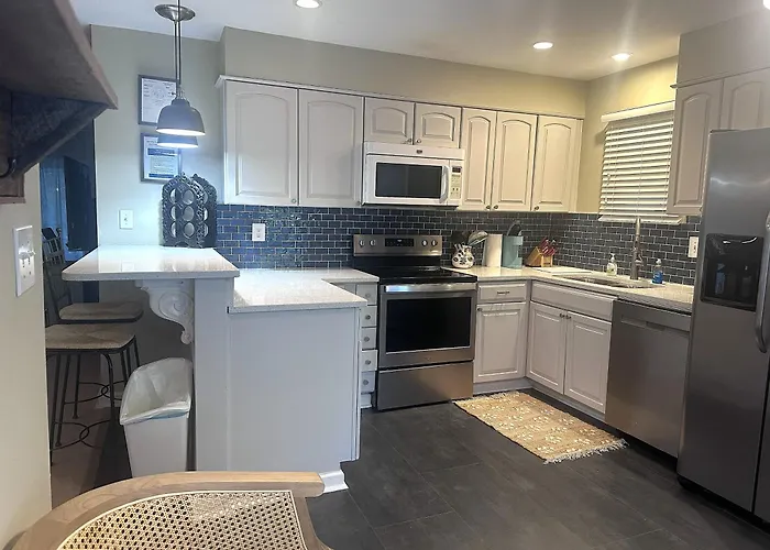 68 Inlet Cove
