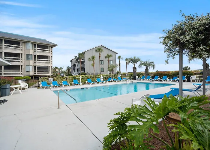 Oceanfront St Helena Island Condo W/ Beach Access!